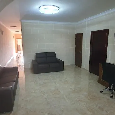 Apartment Traditional 3-bed With Gozo Views In