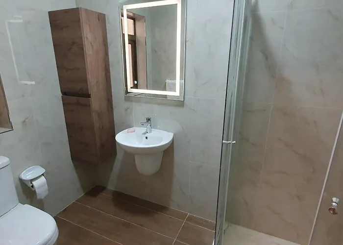 Traditional 3-bed With Gozo Views In * Xagħra